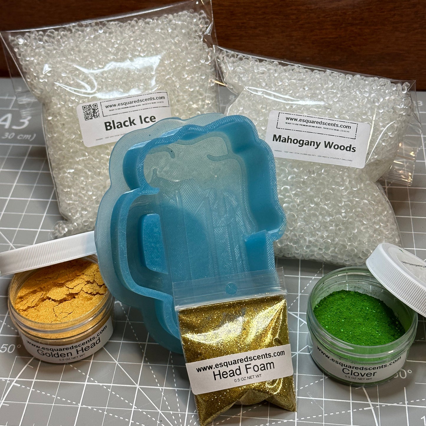 St. Patrick’s Day Seasonal Grab Box - Celtic Four Leaf Clover