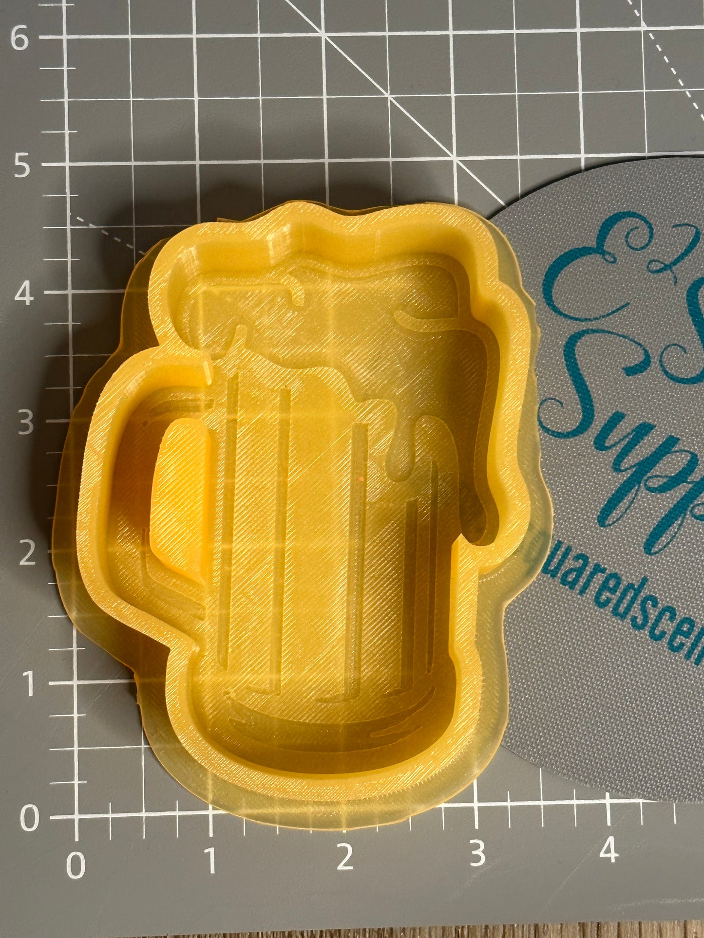 Beer Mug with Drip Silicone Mold 1" D